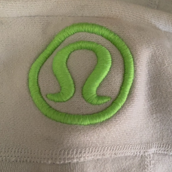 Women’s Lululemon Scuba Zip Hoodie - Picture 2 of 5